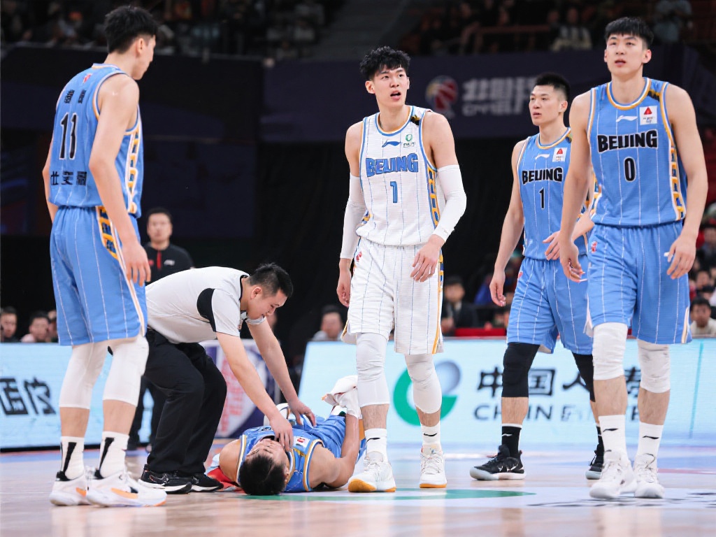 在网络上 在网络上